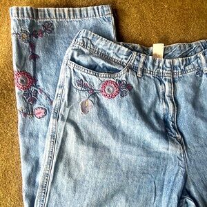 Super Fun Floral Embroidered Denim 🌸✨